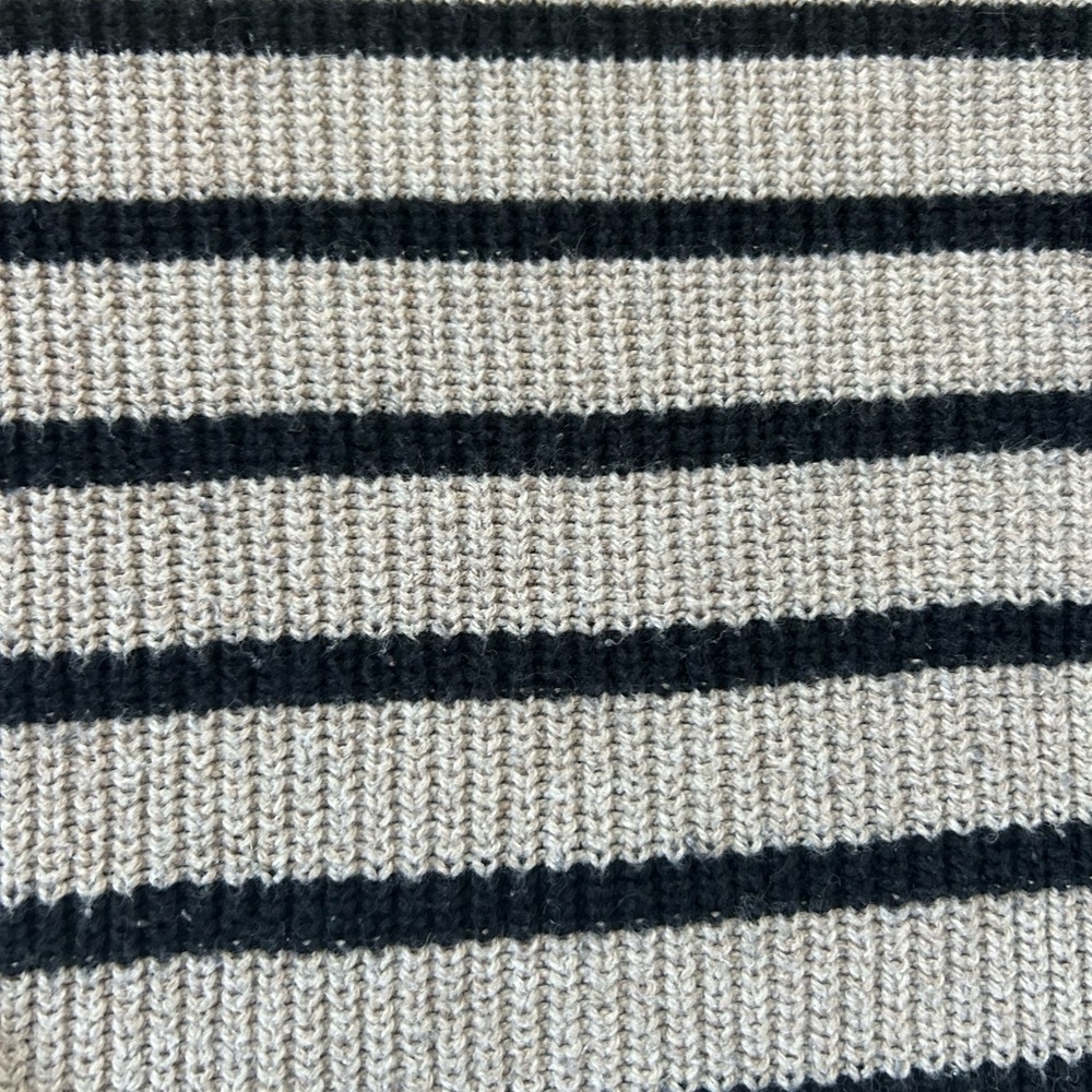 Old Navy Tunic Striped Women's Sweater - Picture 2 of 4